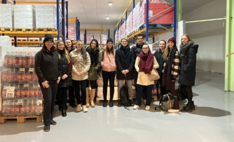Five out of Five Stars? Visit to the Logistic Centre of the Czech Food Banks