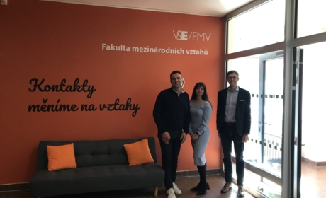 Proč je „WHY“ tak důležité: Studenti řešili workshop projektového řízení s experty z České spořitelny